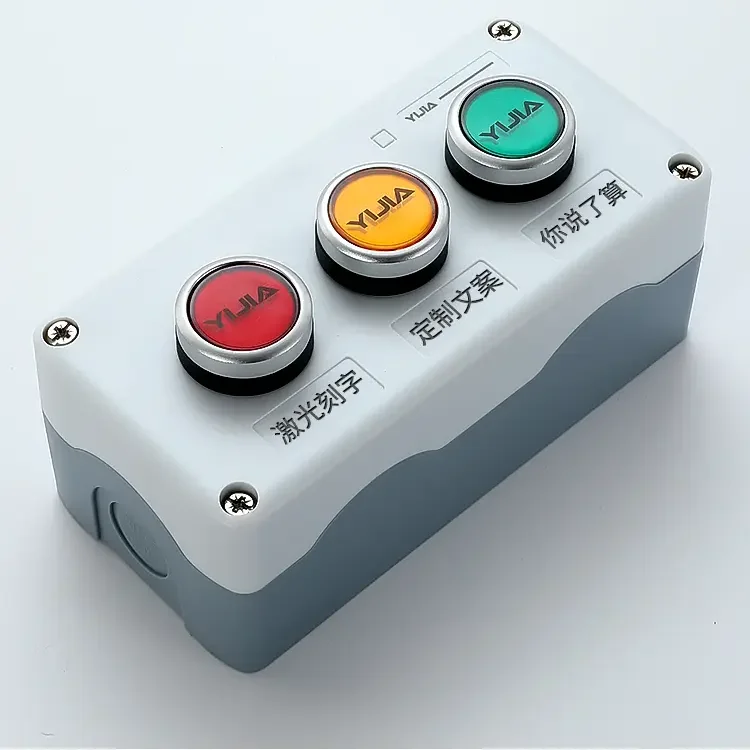 صندوق زر بلاستيكي عالي النوع